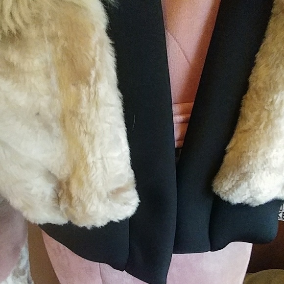 NWT YF&B Faux Fur jacket chubby topper - Picture 6 of 8